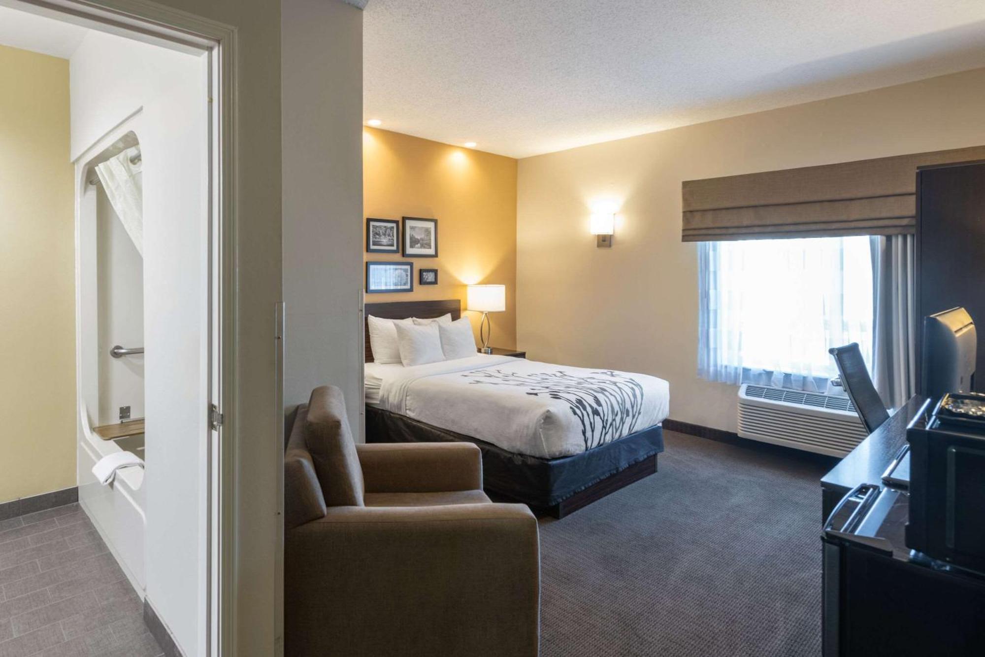 Sleep Inn & Suites Green Bay South De Pere Exterior photo