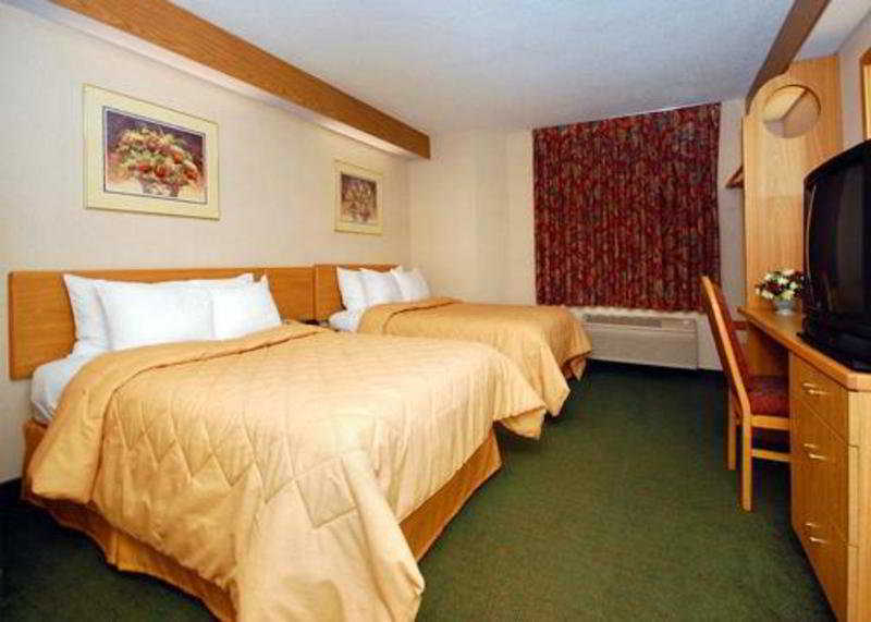 Sleep Inn & Suites Green Bay South De Pere Room photo